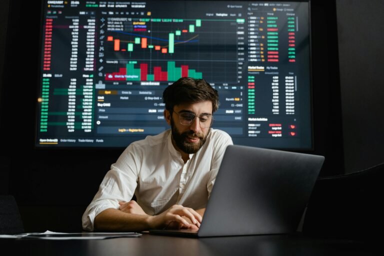 Simple Explanation Of DeFi In Blockchain